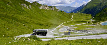 Der Berg ruft - Pelletlieferung auf den Hintertuxer Gletscher